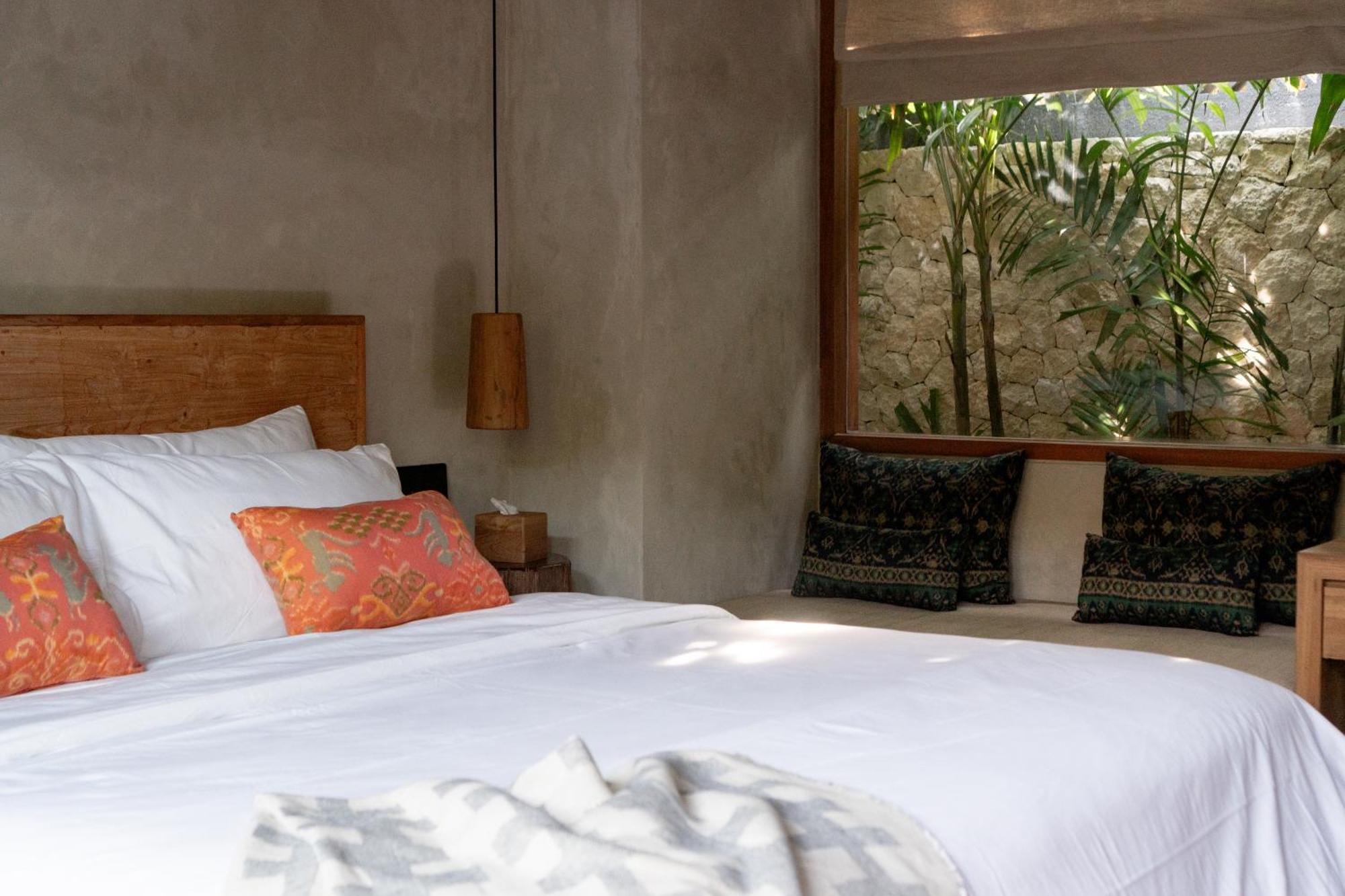 Villa Masa Kini 3 Bedroom Family With Pool Walking Distance To