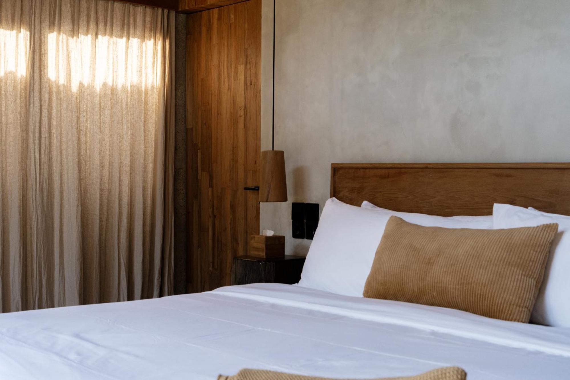 Masa Kini 3 Bedroom Family With Pool Walking Distance To Uluwatu (Bali)