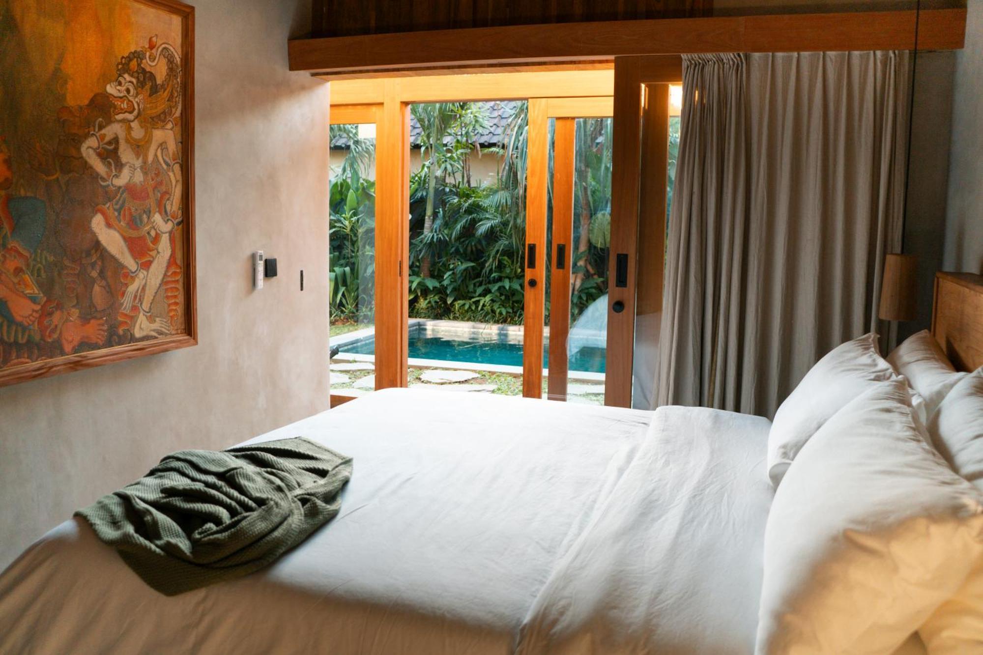 Masa Kini 3 Bedroom Family With Pool Walking Distance To Villa Uluwatu (Bali)